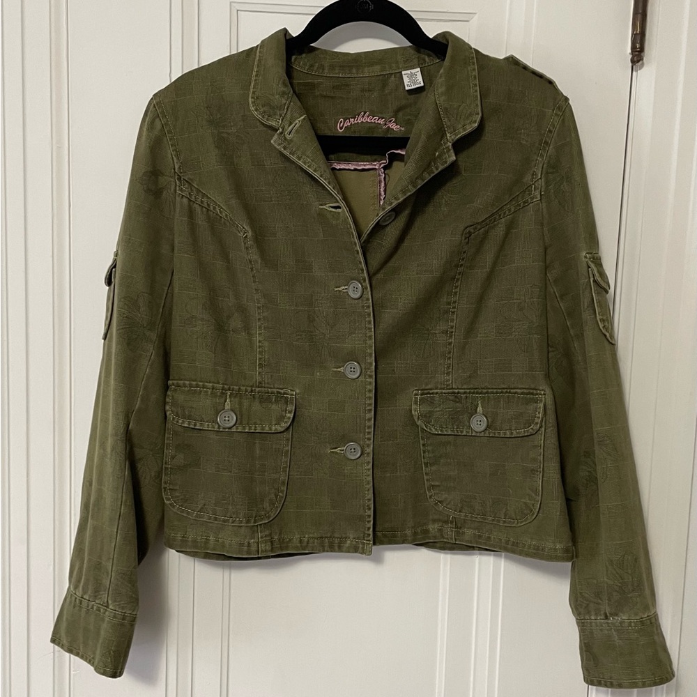 Caribbean Joe Green with light floral pattern Size L jacket